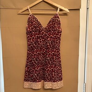 Vintage Y2K Victoria's Secret Pink Leopard Chemise with Lace Trim